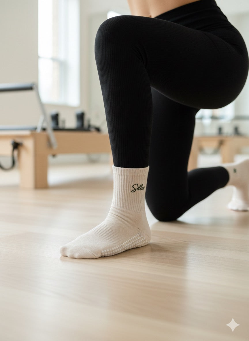 2 + 1 offert – Chaussettes de Pilates Silloe Rose Pâle
